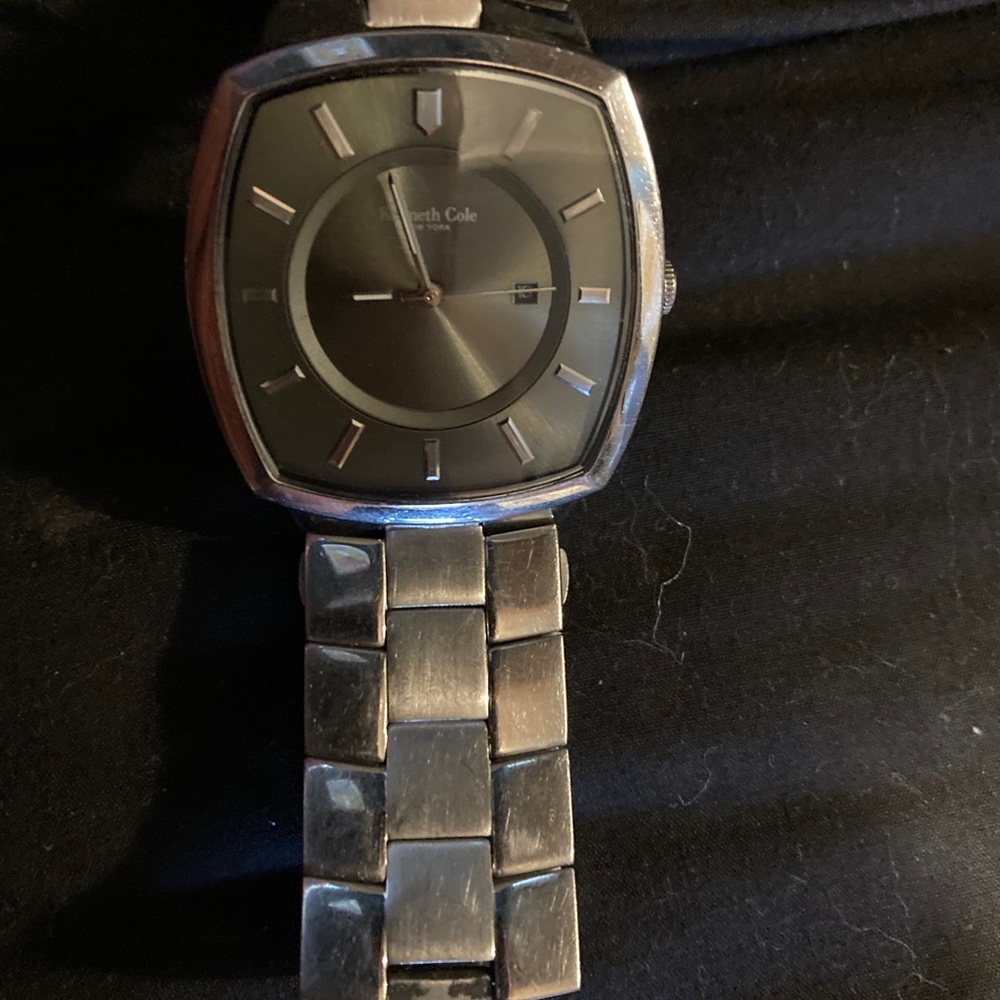 Men’s Kenneth Cole watch